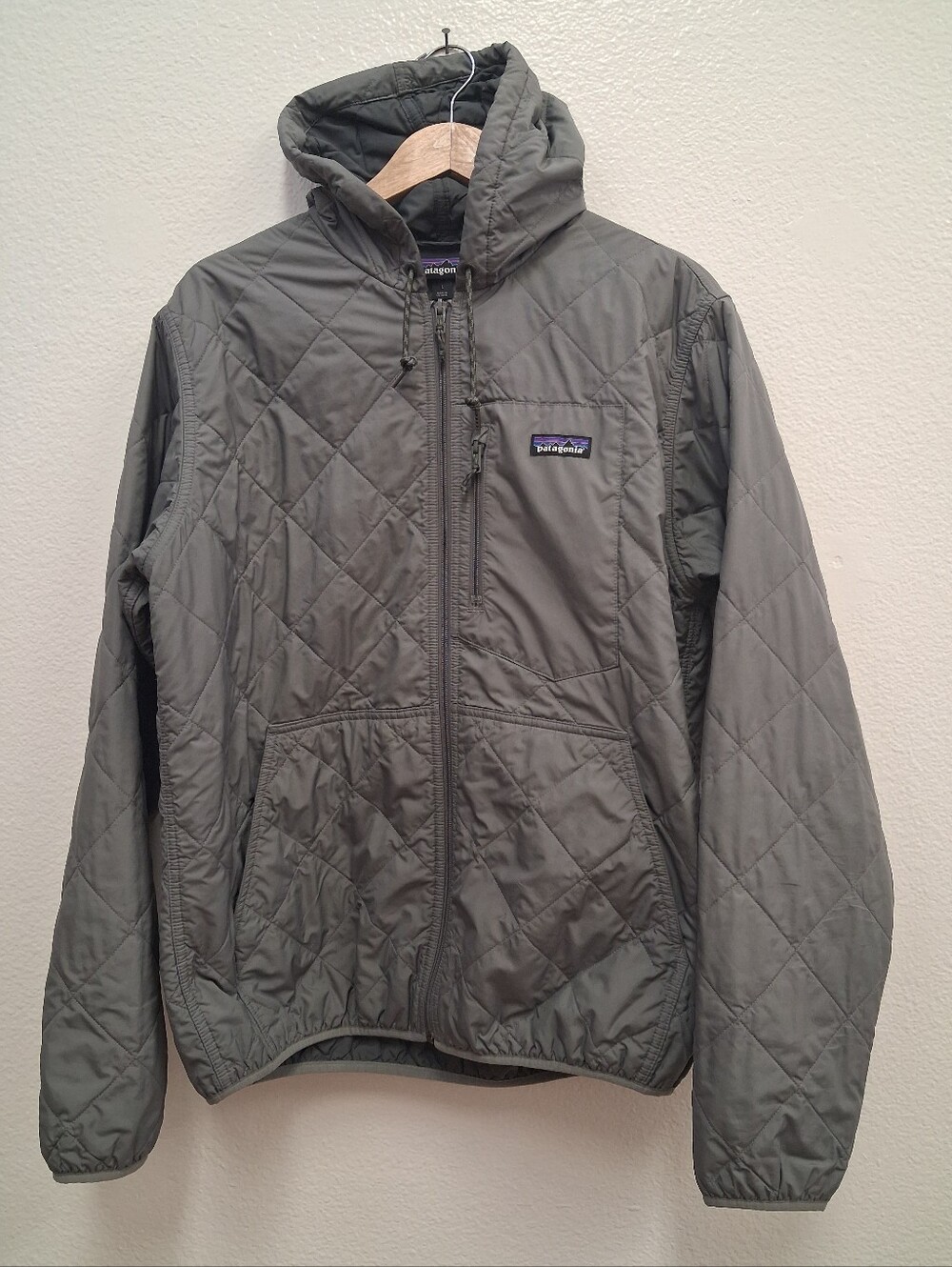 Patagonia Diamond Quilted Bomber Hoody Men’s Large STY27610 GRAY